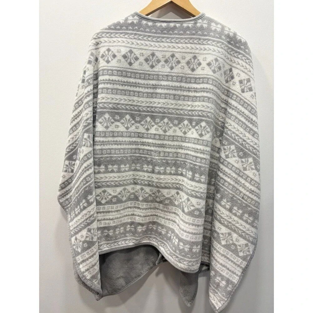 Cuddl Duds S/M Gray White Fair Isle Nordic Fleece Poncho Wrap Cape Cozy Lounge